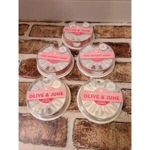 5 X Olive & June The Instant Mani Press-On Nails Medium Pink Goldfish Oval Shape